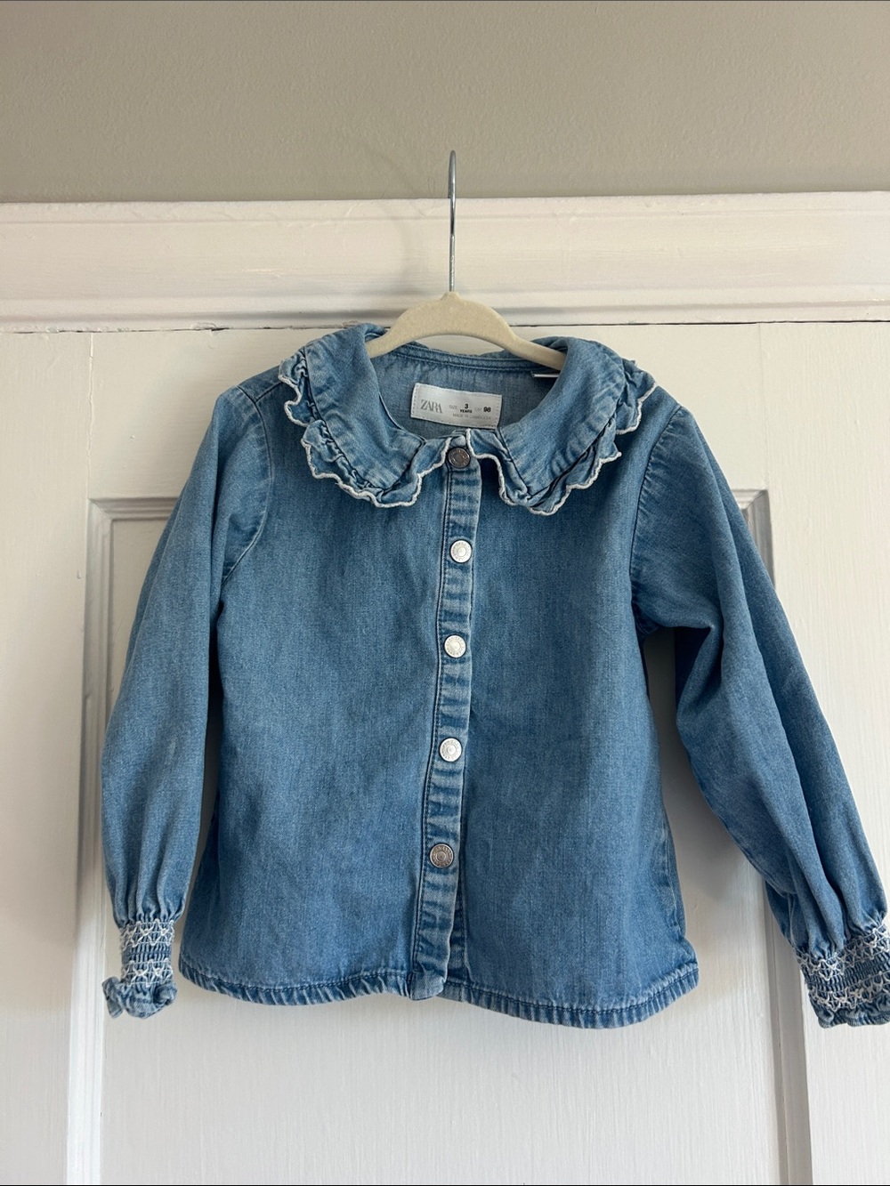 Zara Denim snap front ruffle collar blouse - Picture 3 of 4